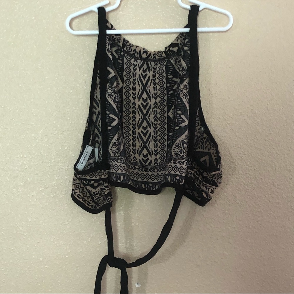 Crop top